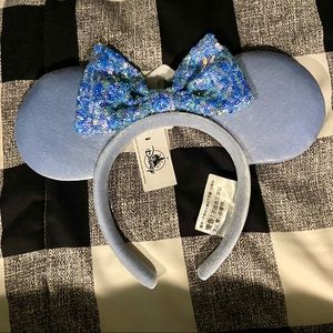 Brand new with tags DISNEY Minnie Ears